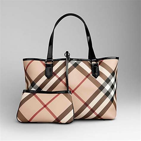 tracolla burberry uomo prezzo|Saldi Borse a tracolla Burberry da Uomo.